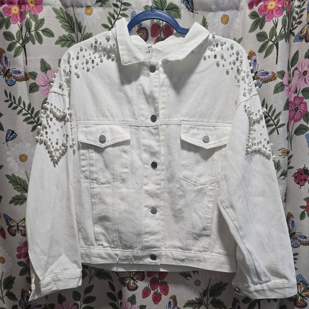 SALT Off White Studded Embellish Oversized Small Denim Jacket Antropologie